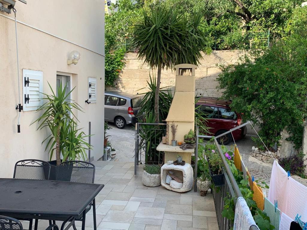 Studio Apartment Purple Sunset - 2+1 Baska Voda Ngoại thất bức ảnh